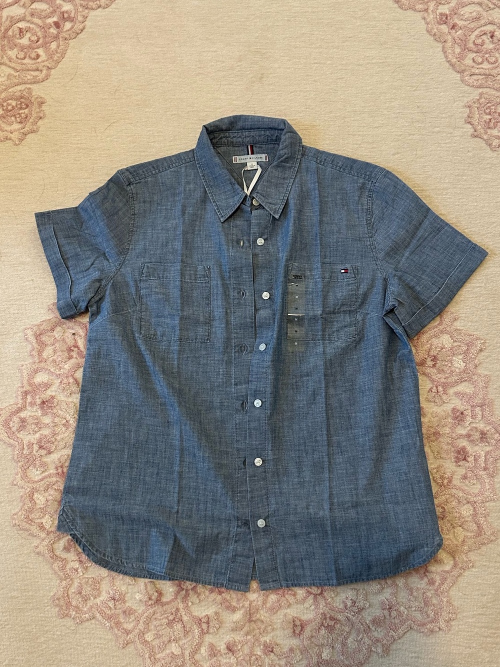 Tommy Hilfiger Short-Sleeve Button-Down Shirt in Chambray Blue